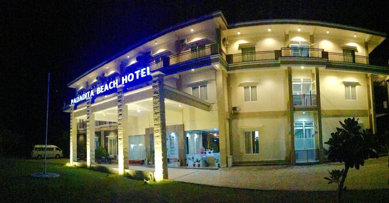 Padadita Beach Hotel Waingapu Exterior photo